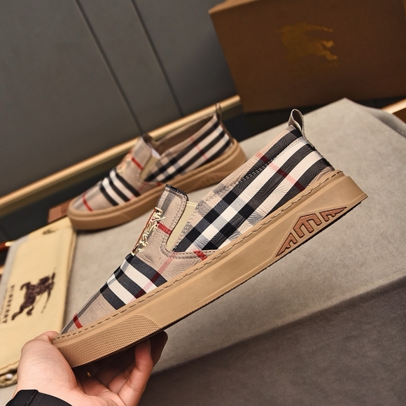 Burberry special material mesh loafers - Picture 3 of 9